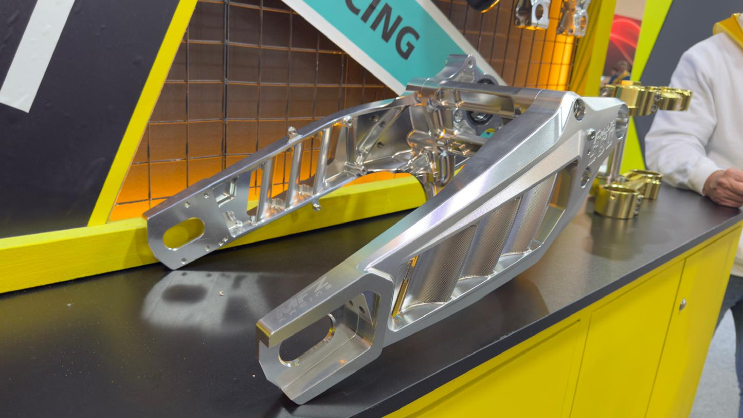 Basculante MFZ Racing para Tmax 560 para llanta de 17"