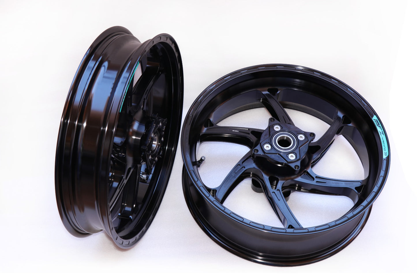 Juego de llantas MFZ Racing 17” Honda X-ADV 750