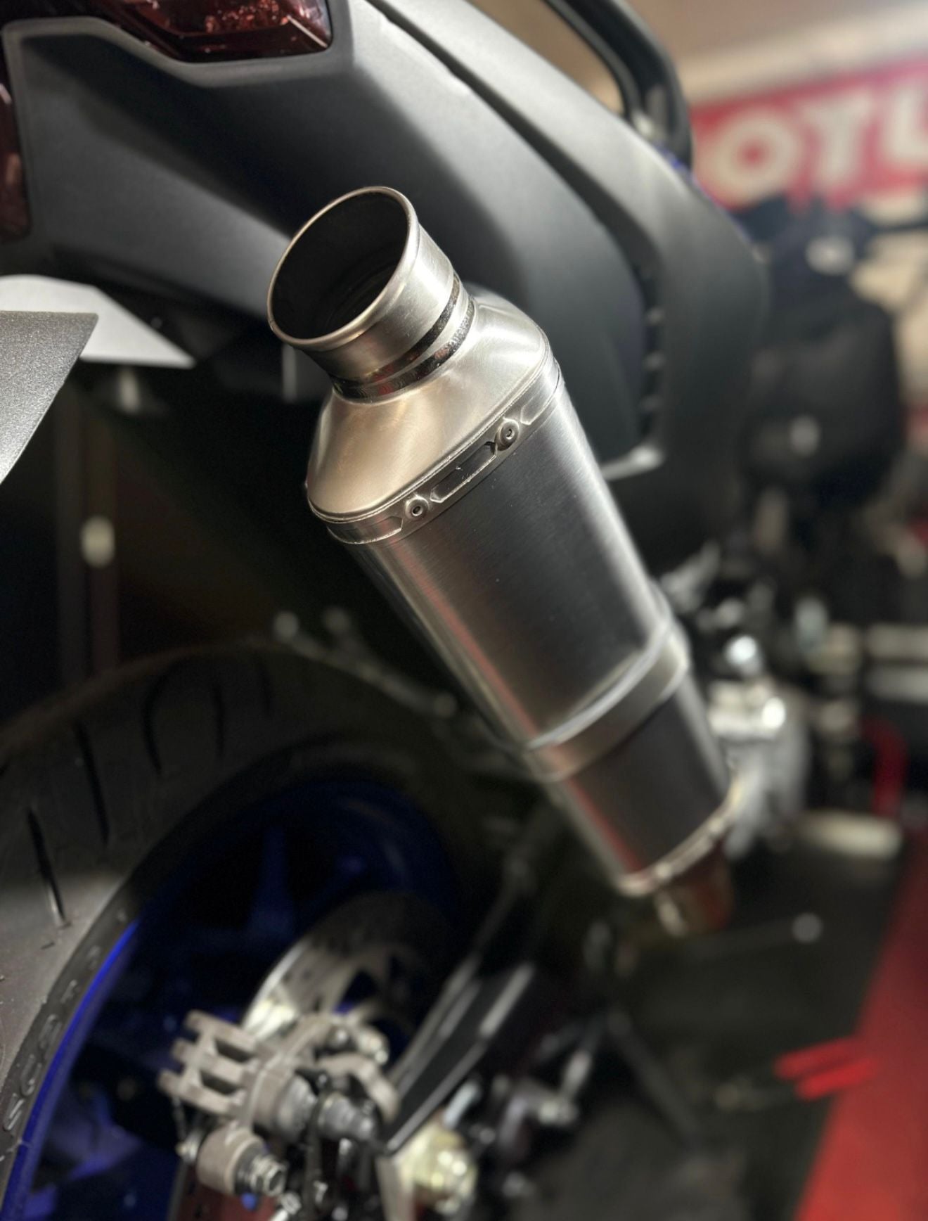 Escape Ajko x FD Dipasquale Moto Racing – T-Max 530/560